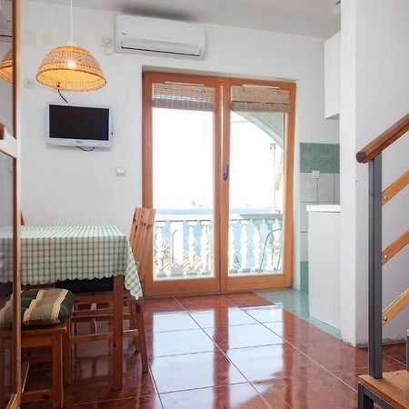 Manda Apartment คาร์โลบัก ภายนอก รูปภาพ